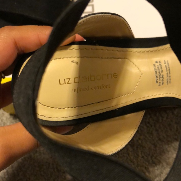 Heels - Picture 3 of 4